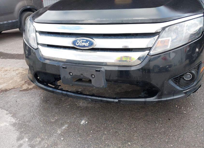 Photo 6 of 2011 Ford Fusion SE (VIN 3FAHP0HA4BR128861)