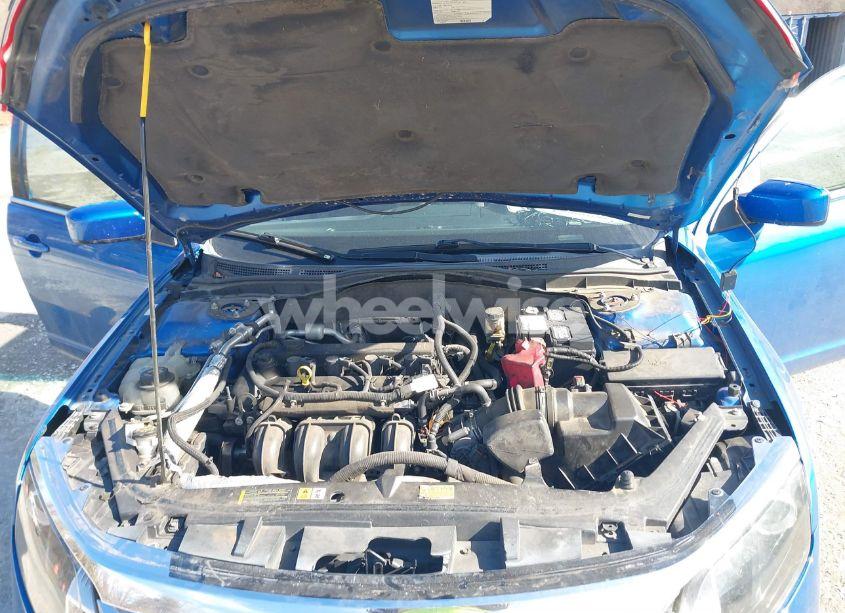 Photo 10 of 2011 Ford Fusion SE (VIN 3FAHP0HA4BR171418)