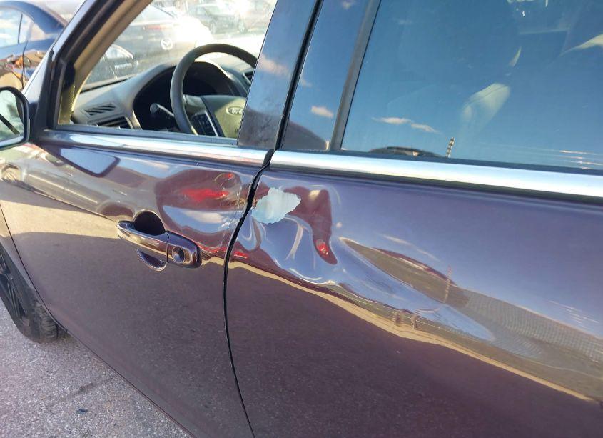 Photo 16 of 2011 Ford Fusion SE (VIN 3FAHP0HA4BR277383)