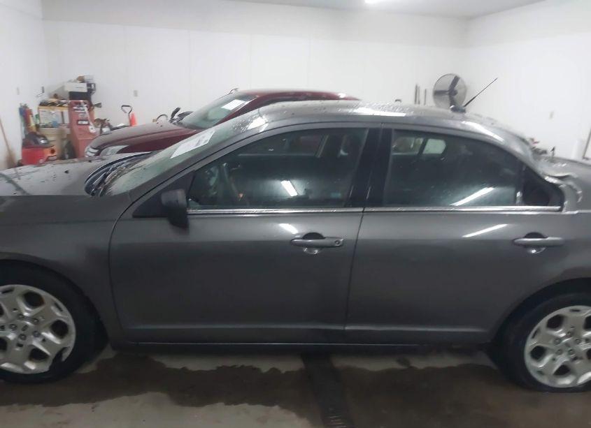 Photo 15 of 2011 Ford Fusion SE (VIN 3FAHP0HA4BR291414)