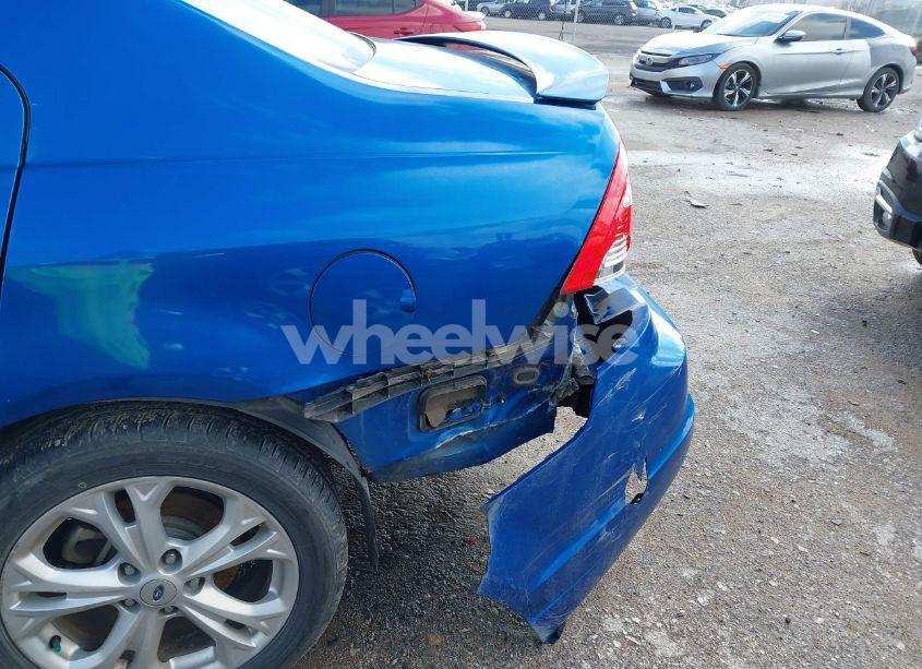 Photo 6 of 2012 Ford Fusion SE (VIN 3FAHP0HA4CR111785)