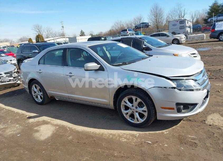 Photo 13 of 2012 Ford Fusion SE (VIN 3FAHP0HA4CR123046)