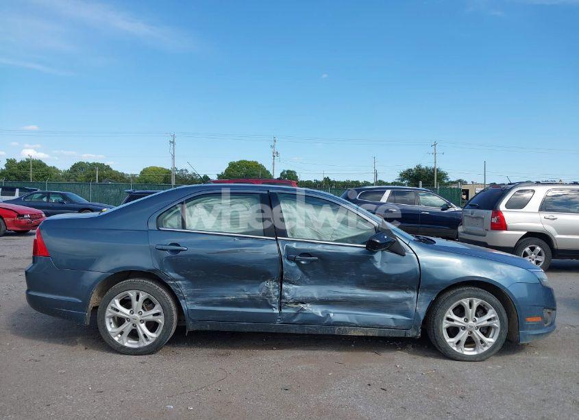 Photo 13 of 2012 Ford Fusion SE (VIN 3FAHP0HA4CR131888)
