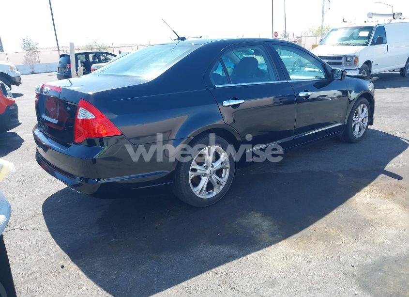 Photo 4 of 2012 Ford Fusion SE (VIN 3FAHP0HA4CR145306)