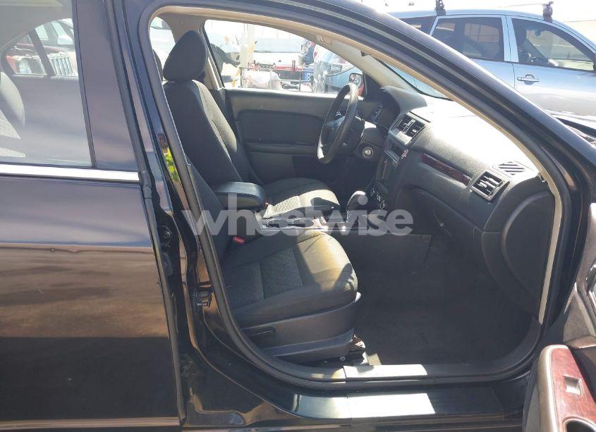 Photo 5 of 2012 Ford Fusion SE (VIN 3FAHP0HA4CR145306)