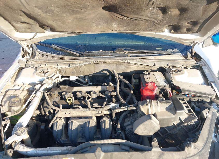 Photo 10 of 2012 Ford Fusion SE (VIN 3FAHP0HA4CR146035)