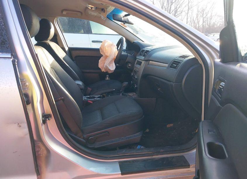 Photo 5 of 2012 Ford Fusion SE (VIN 3FAHP0HA4CR146035)