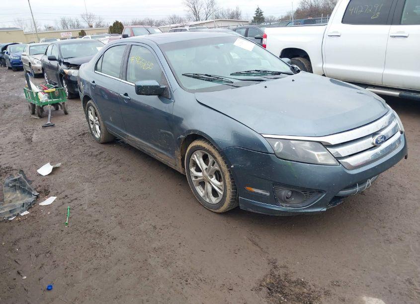 2012 Ford Fusion SE (VIN 3FAHP0HA4CR155706) main photo