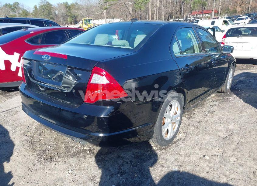 Photo 4 of 2012 Ford Fusion SE (VIN 3FAHP0HA4CR171212)