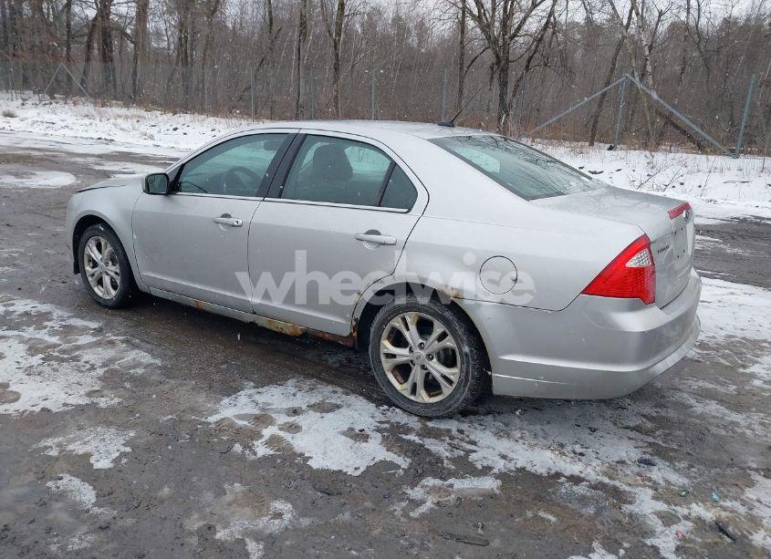 Photo 3 of 2012 Ford Fusion SE (VIN 3FAHP0HA4CR228055)