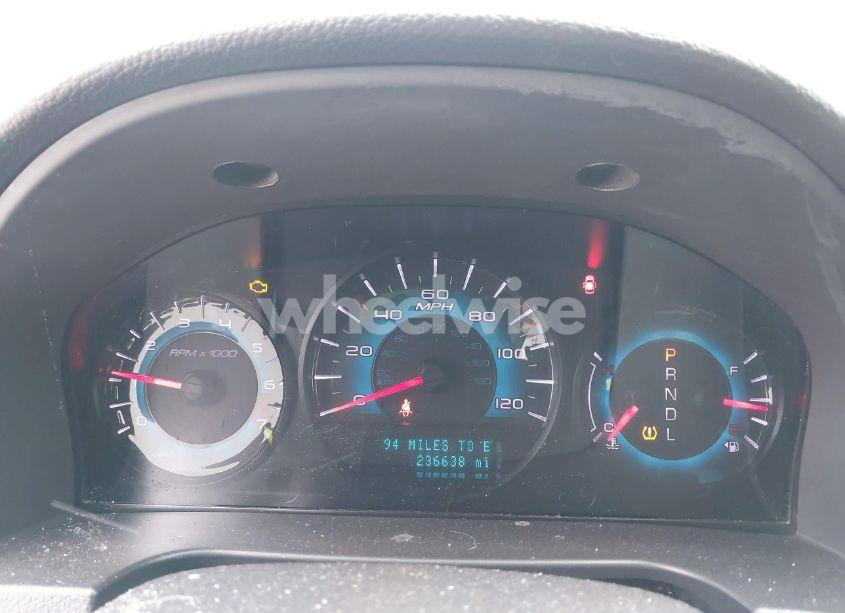 Photo 7 of 2012 Ford Fusion SE (VIN 3FAHP0HA4CR228055)