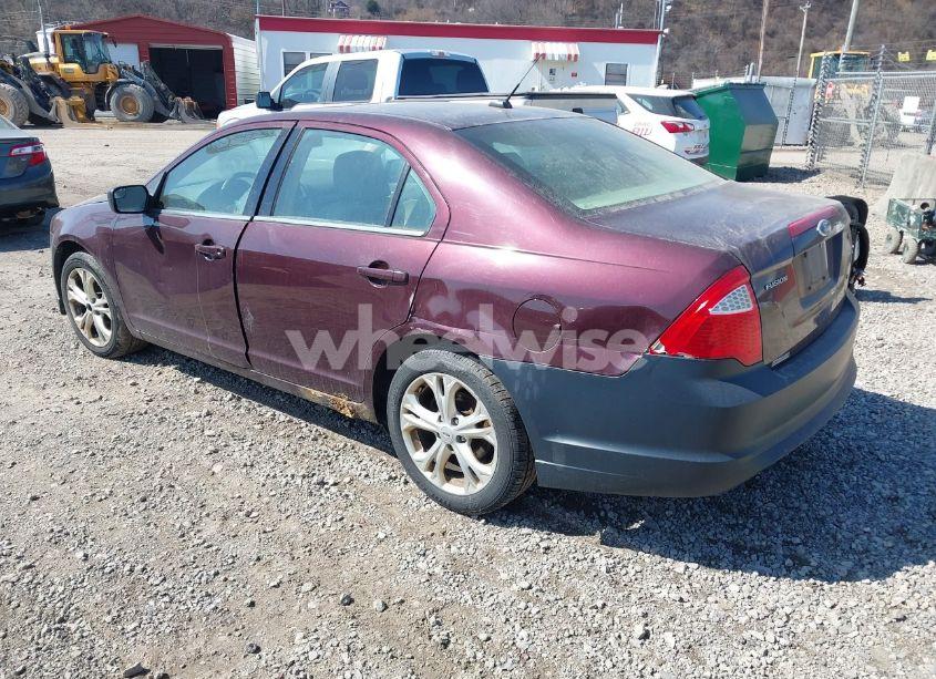 Photo 3 of 2012 Ford Fusion SE (VIN 3FAHP0HA4CR229304)