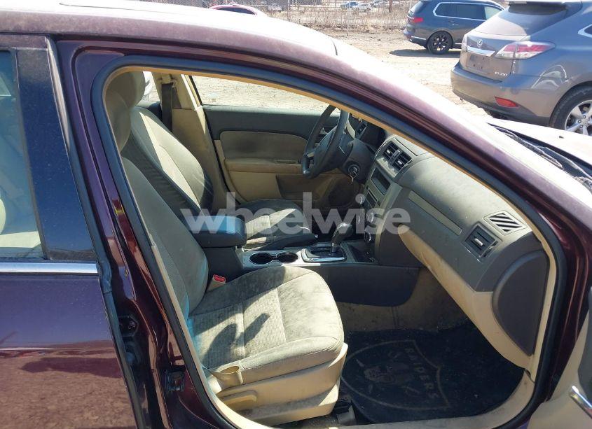 Photo 5 of 2012 Ford Fusion SE (VIN 3FAHP0HA4CR229304)