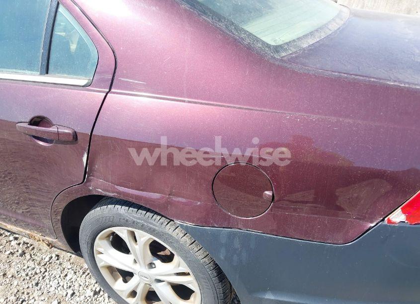 Photo 6 of 2012 Ford Fusion SE (VIN 3FAHP0HA4CR229304)