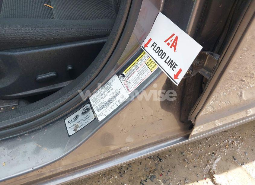 Photo 6 of 2012 Ford Fusion SE (VIN 3FAHP0HA4CR235233)