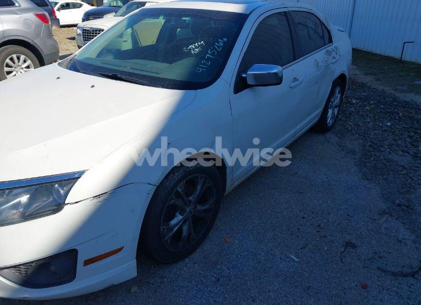 Photo 16 of 2012 Ford Fusion SE (VIN 3FAHP0HA4CR298929)