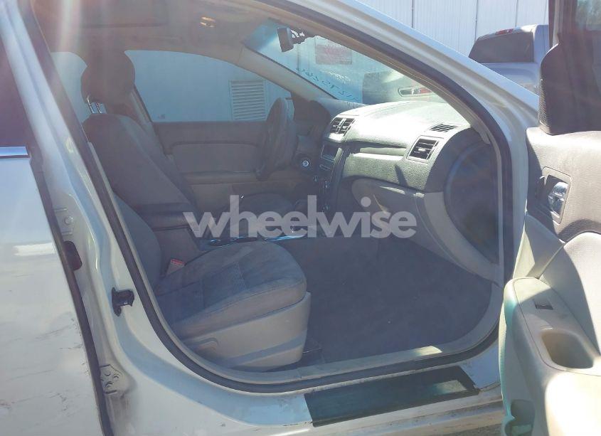 Photo 5 of 2012 Ford Fusion SE (VIN 3FAHP0HA4CR298929)