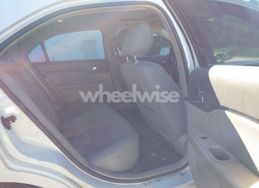 Photo 8 of 2012 Ford Fusion SE (VIN 3FAHP0HA4CR298929)