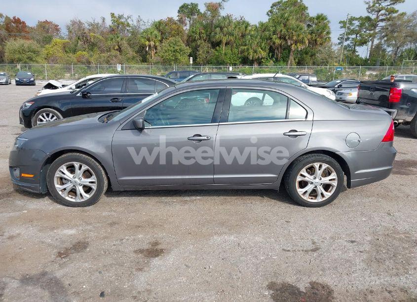 Photo 14 of 2012 Ford Fusion SE (VIN 3FAHP0HA4CR321514)