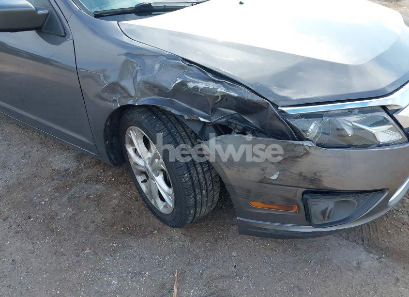 Photo 6 of 2012 Ford Fusion SE (VIN 3FAHP0HA4CR321514)