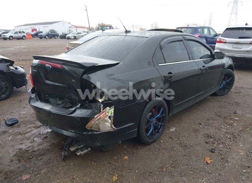 Photo 4 of 2012 Ford Fusion SE (VIN 3FAHP0HA4CR331525)