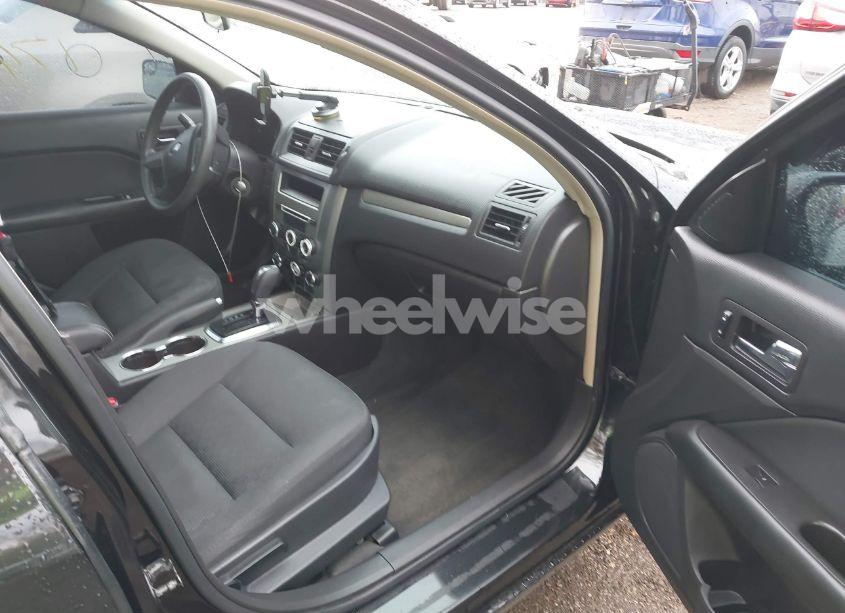 Photo 5 of 2012 Ford Fusion SE (VIN 3FAHP0HA4CR331525)