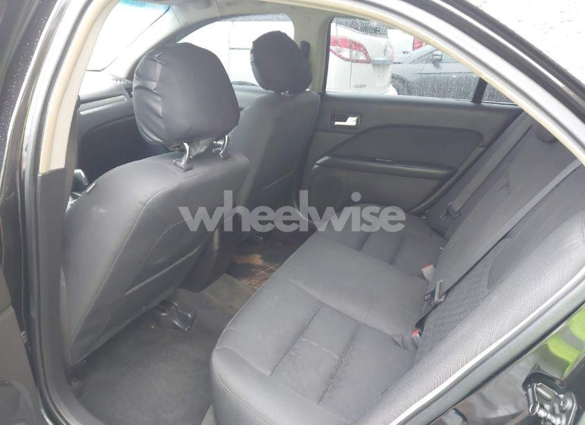 Photo 8 of 2012 Ford Fusion SE (VIN 3FAHP0HA4CR331525)