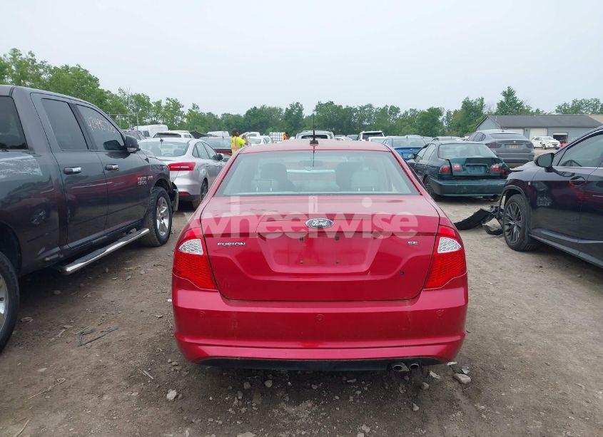 Photo 16 of 2012 Ford Fusion SE (VIN 3FAHP0HA4CR375749)