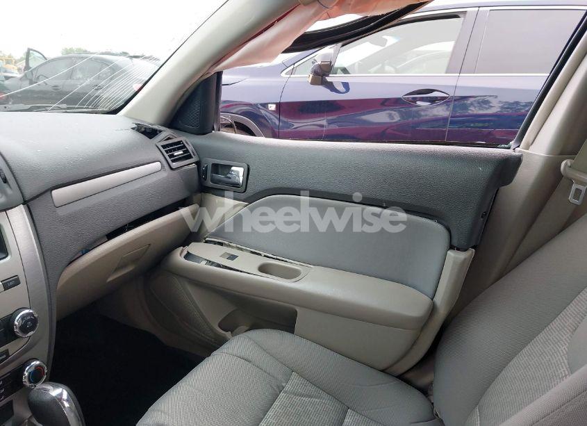 Photo 5 of 2012 Ford Fusion SE (VIN 3FAHP0HA4CR375749)