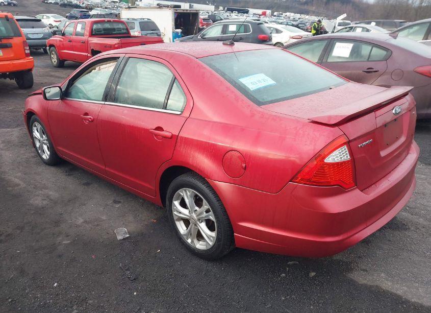 Photo 3 of 2012 Ford Fusion SE (VIN 3FAHP0HA4CR389652)