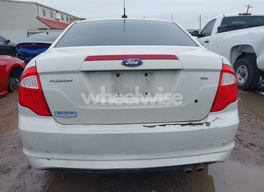 Photo 6 of 2012 Ford Fusion SE (VIN 3FAHP0HA4CR395354)