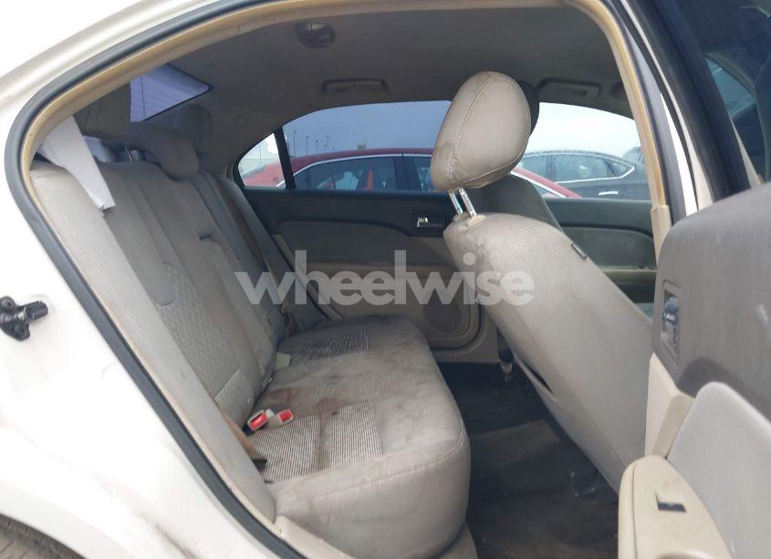 Photo 8 of 2012 Ford Fusion SE (VIN 3FAHP0HA4CR395354)