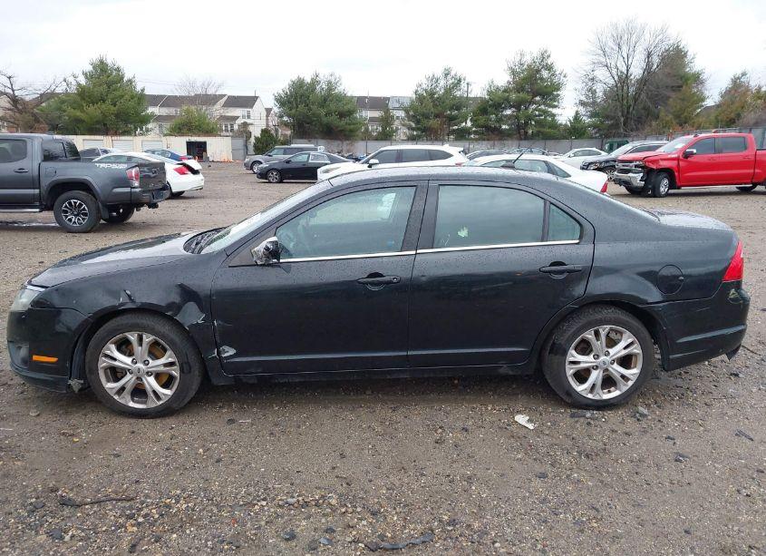 Photo 14 of 2012 Ford Fusion SE (VIN 3FAHP0HA4CR400763)