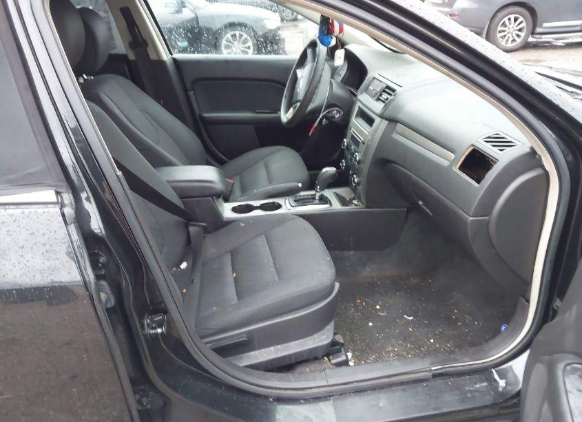 Photo 5 of 2012 Ford Fusion SE (VIN 3FAHP0HA4CR400763)