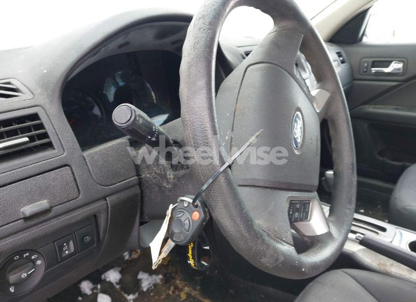 Photo 11 of 2012 Ford Fusion SE (VIN 3FAHP0HA4CR403341)