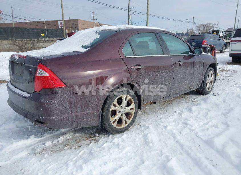 Photo 4 of 2012 Ford Fusion SE (VIN 3FAHP0HA4CR403341)