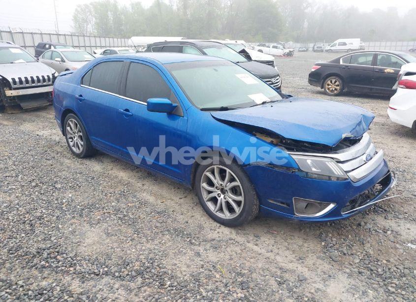 2012 Ford Fusion SE (VIN 3FAHP0HA4CR403923) main photo