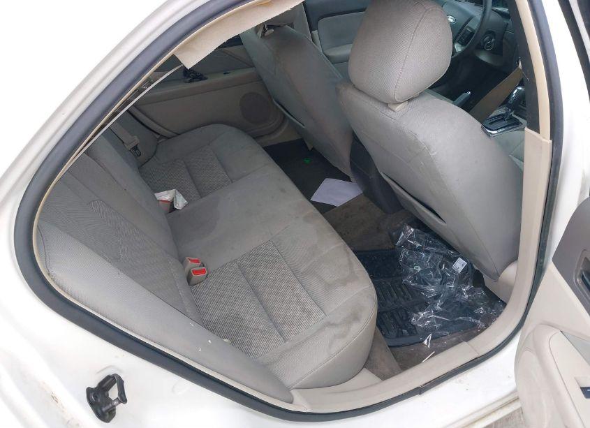 Photo 8 of 2012 Ford Fusion SE (VIN 3FAHP0HA4CR428630)