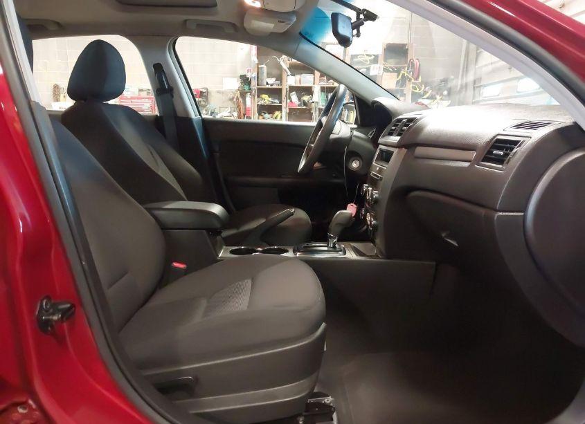 Photo 5 of 2010 Ford Fusion SE (VIN 3FAHP0HA5AR123005)