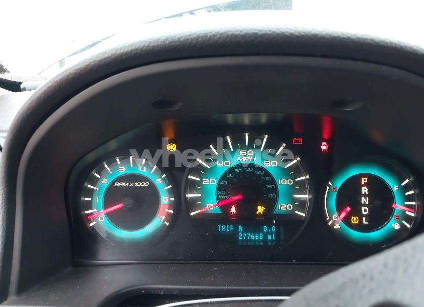 Photo 7 of 2010 Ford Fusion SE (VIN 3FAHP0HA5AR123702)