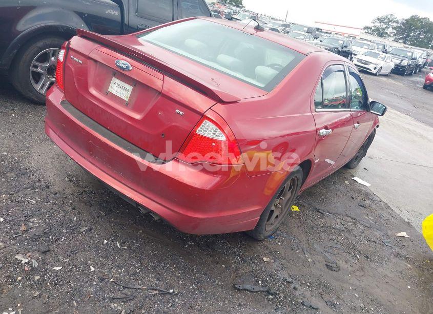 Photo 4 of 2010 Ford Fusion SE (VIN 3FAHP0HA5AR138409)