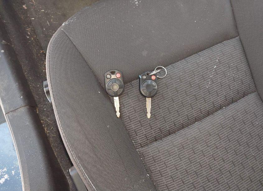 Photo 11 of 2010 Ford Fusion SE (VIN 3FAHP0HA5AR184693)