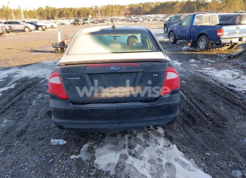Photo 12 of 2010 Ford Fusion SE (VIN 3FAHP0HA5AR222178)