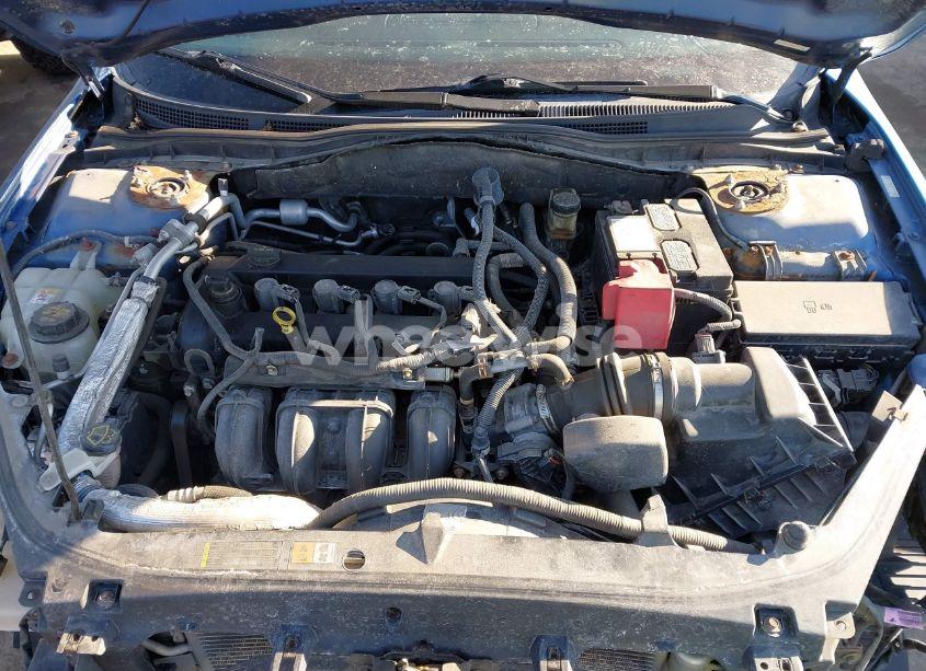 Photo 10 of 2010 Ford Fusion SE (VIN 3FAHP0HA5AR267735)