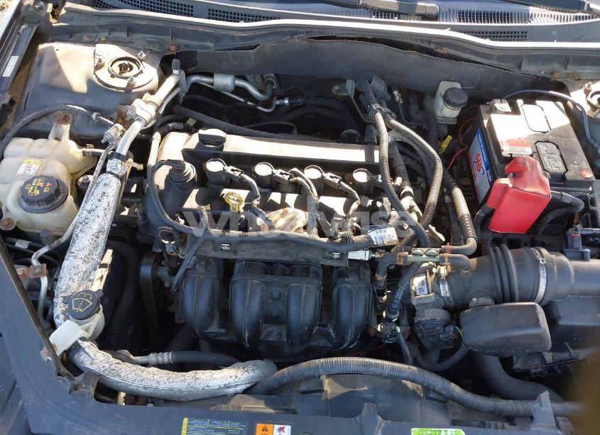 Photo 10 of 2010 Ford Fusion SE (VIN 3FAHP0HA5AR282574)