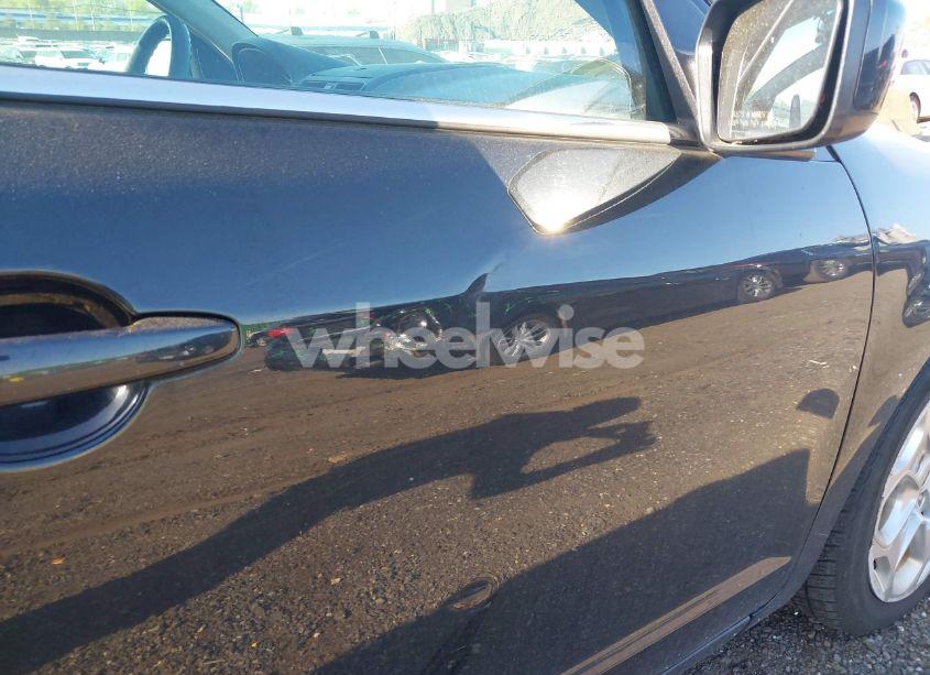 Photo 12 of 2010 Ford Fusion SE (VIN 3FAHP0HA5AR282574)