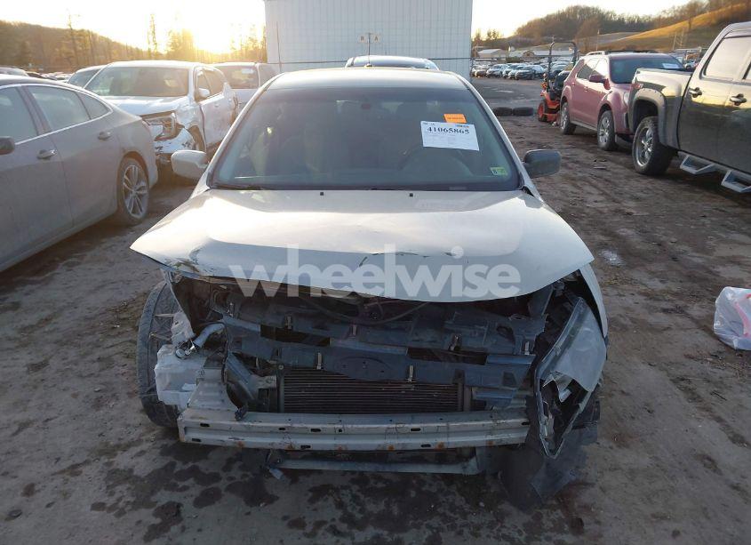 Photo 13 of 2010 Ford Fusion SE (VIN 3FAHP0HA5AR310034)