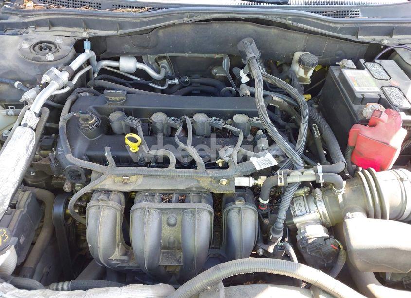 Photo 10 of 2010 Ford Fusion SE (VIN 3FAHP0HA5AR315413)