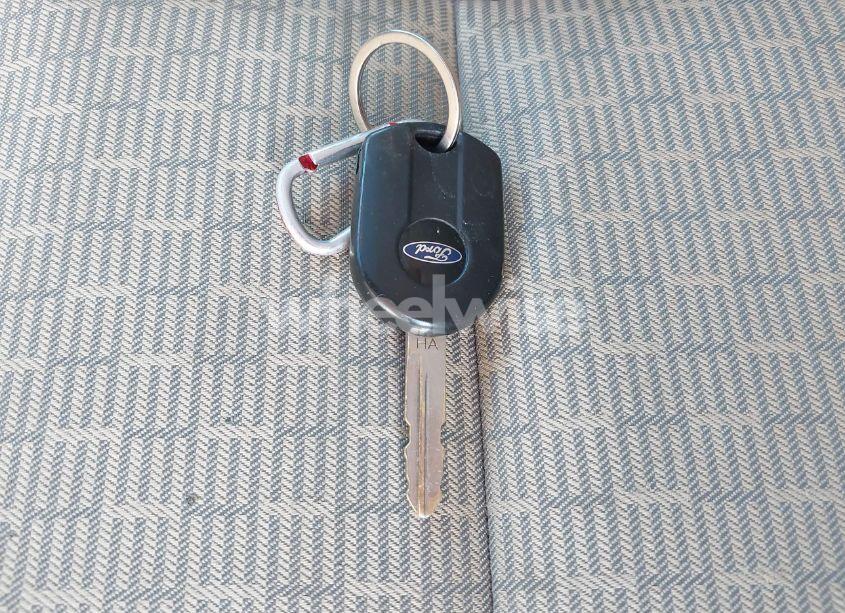 Photo 11 of 2010 Ford Fusion SE (VIN 3FAHP0HA5AR359069)