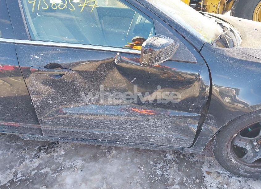 Photo 6 of 2010 Ford Fusion SE (VIN 3FAHP0HA5AR359069)